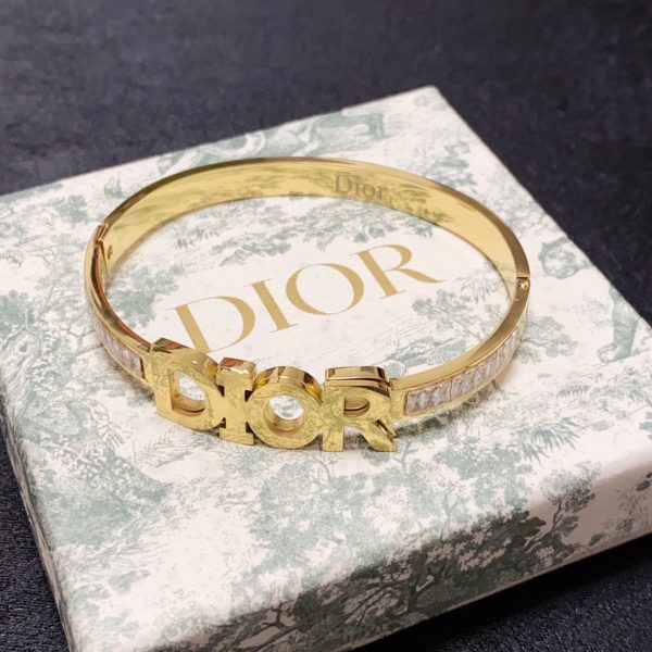 18K CD Crystals Bangle Bracelet - 图片 2