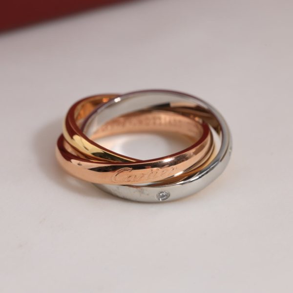 18K Trinity Five Diamonds Ring - Image 4