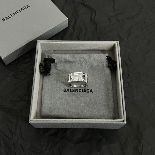 18K BB Crystal Ring - 图片 5