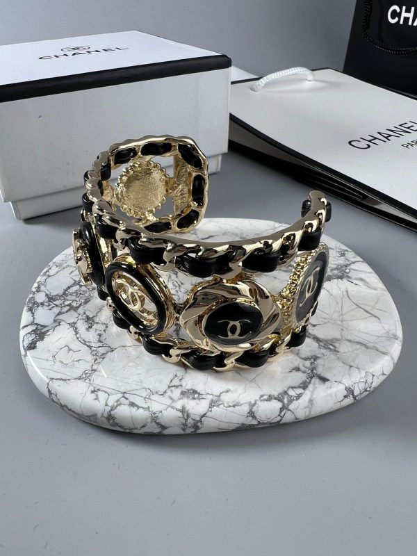 18K CC Leather Open Cuff Bracelet - 图片 4