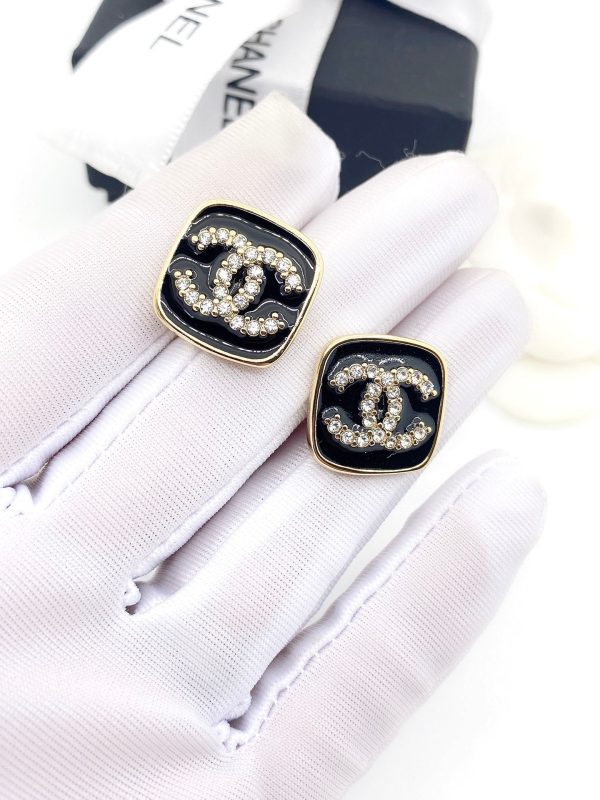 18K CC Square Resin Diamond Earrings - 图片 5