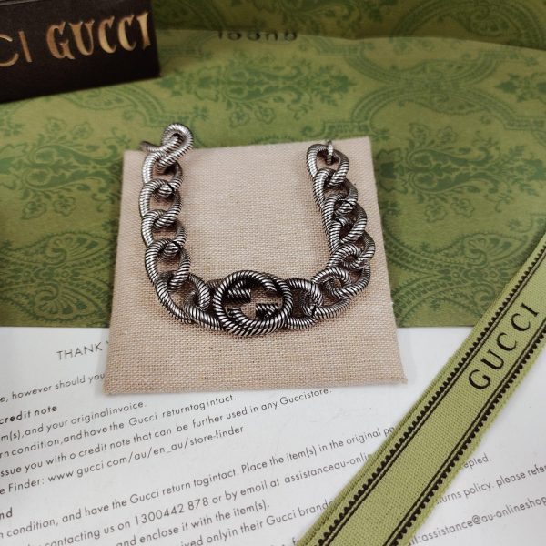 Double G Interlocking G Bracelet - Image 2