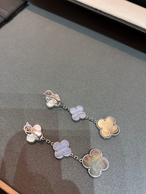18K Magic Alhambra Three Motifs Earrings - 图片 5