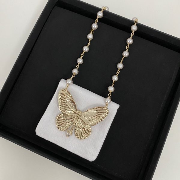 18K CD Butterfly Pearls Bracelet - Image 4