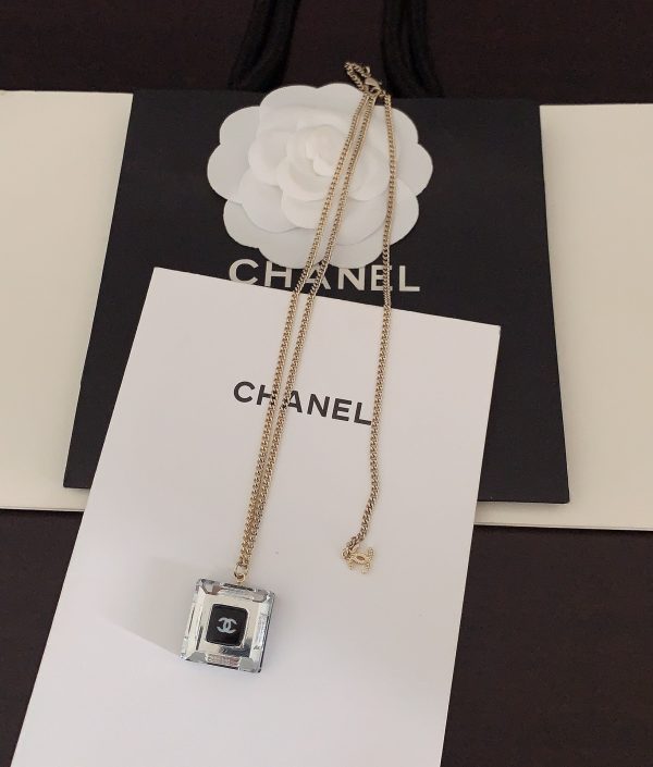 18K CC Crystals Necklace - 图片 5