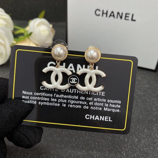 18K CC White Pearl Earrings - 图片 7