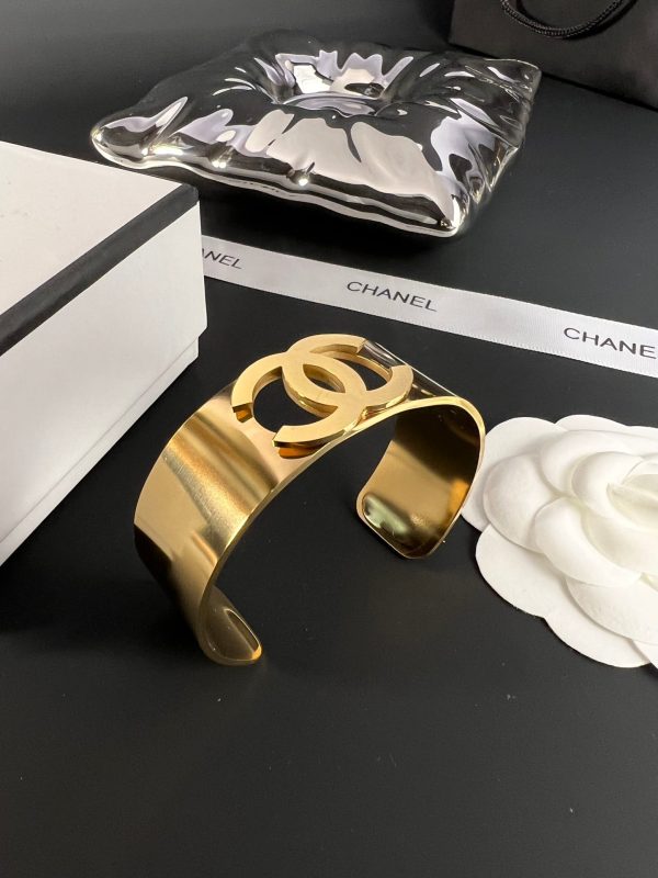 18K CC Gold Cuff Bracelet - 图片 4