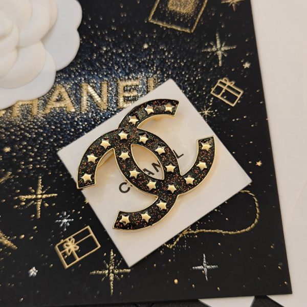 18K CC Black Star Brooch - Image 5