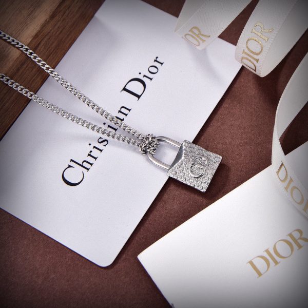 18K CD Lock Necklace - 图片 5