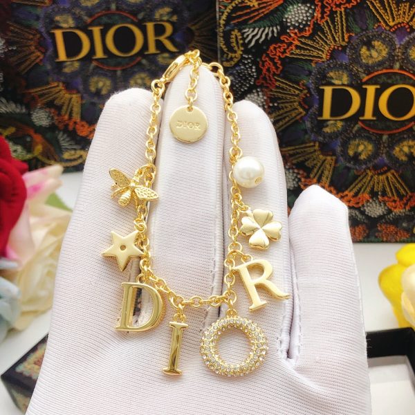 18K CD Script Diamond Bracelet - 图片 6