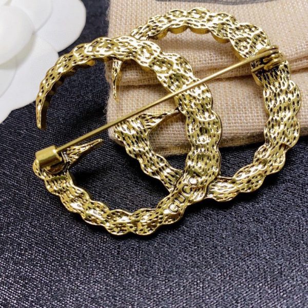 18K Double G Color Crystal Brooch - Image 4
