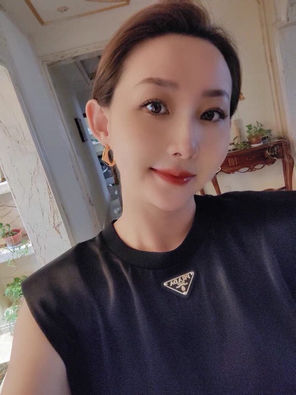 18K Pra Triangle Open Earrings - 图片 8