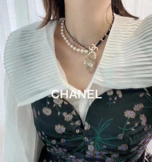 18K CC Pearl Leather Bag Pendant Necklace - 图片 2