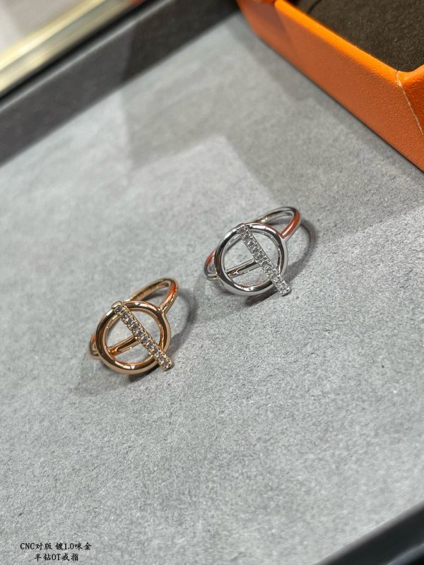 18K Echappee Diamond H Ring - 图片 4