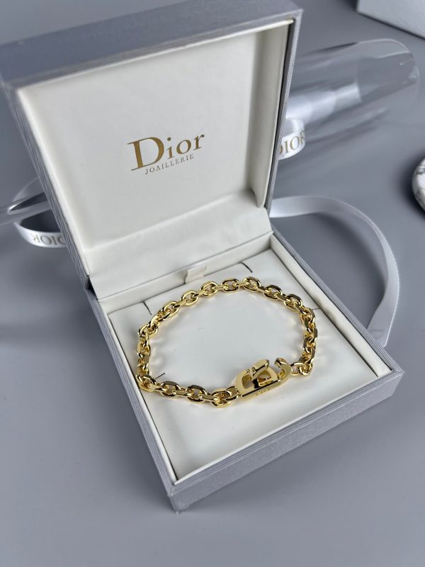 18K CD Lock Bracelet - Image 2