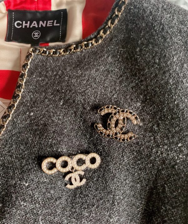 18K CC Coco Crush Pearls Brooch - Image 2