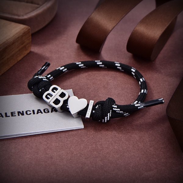 18K BB Core Bracelet - Image 7