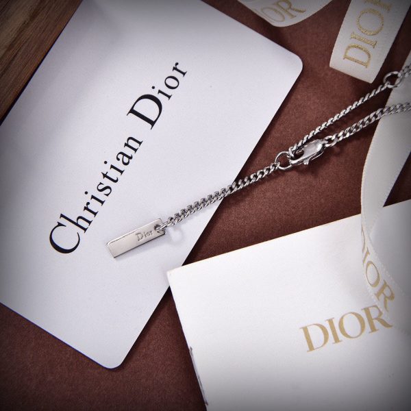 18K CD Lock Necklace - 图片 6