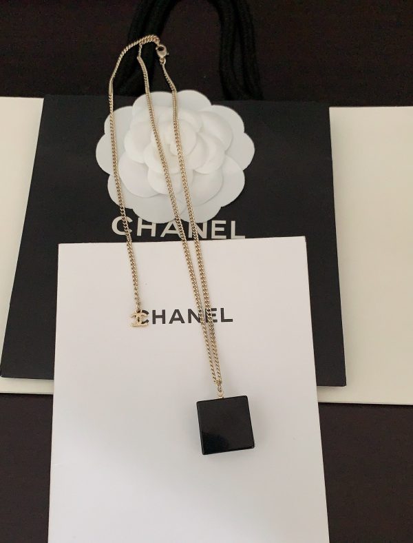 18K CC Crystals Necklace - 图片 4