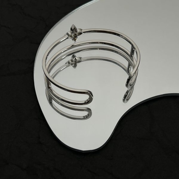 18K Louis Idylle Blossom Two-Row Bracelet - 图片 15