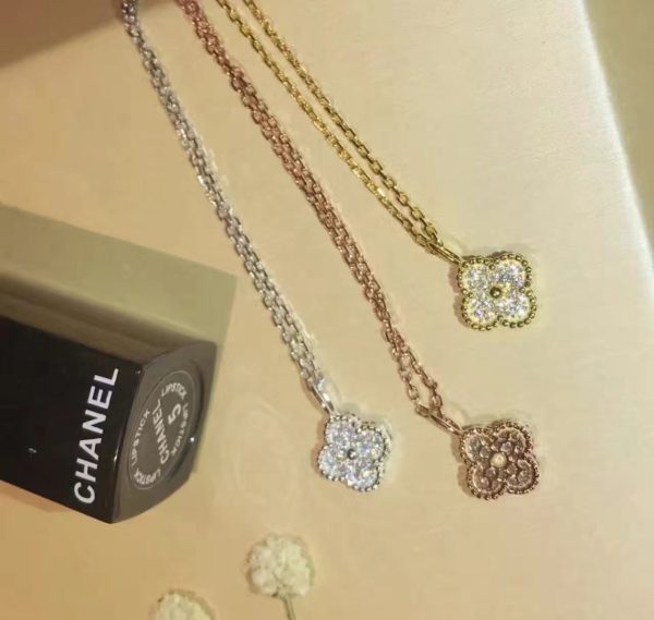 18K White Gold Sweet Alhambra Diamond Necklace - Image 7