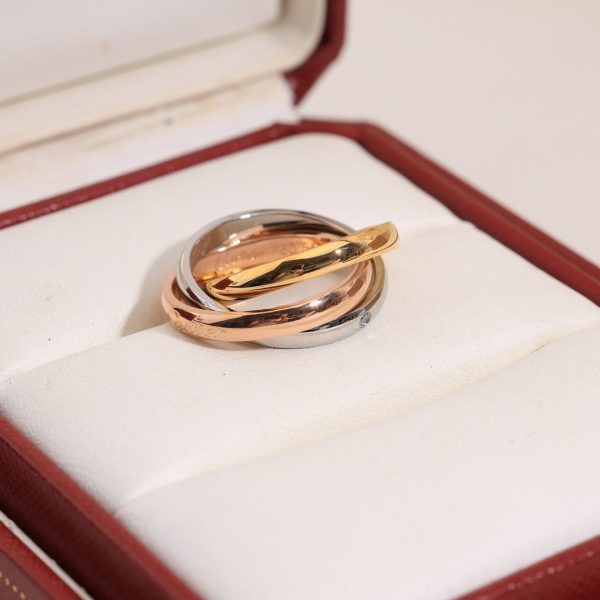 18K Trinity Five Diamonds Ring - Image 5