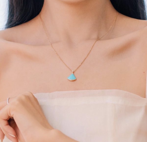 18K BV Divas' Dream Turquoise Pendant Necklace - Image 5