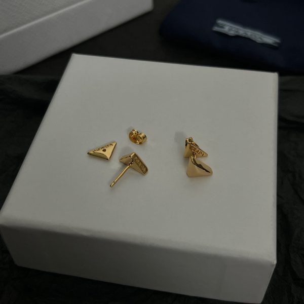 18K Pra Triangle Earrings - 图片 13