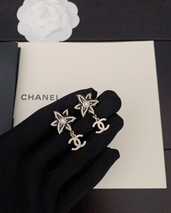18K CC Camellia Pendant Earrings - Image 5