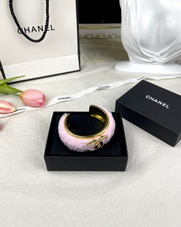 18K CC Pink Open Cuff Bracelet - Image 5