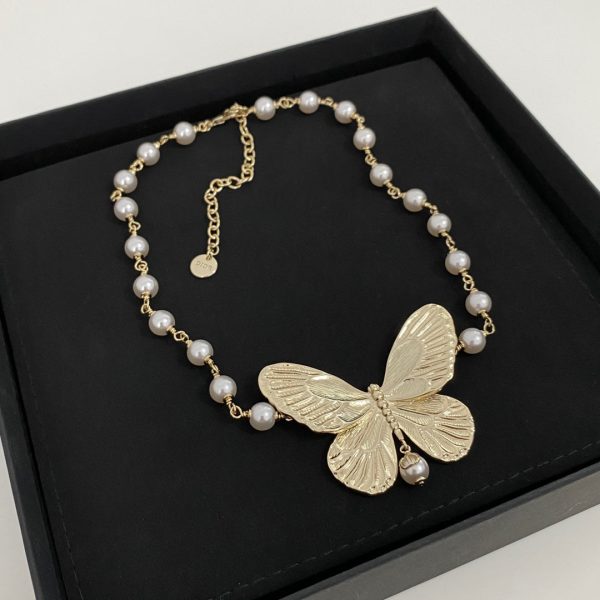 18K CD Butterfly Pearls Bracelet - Image 5
