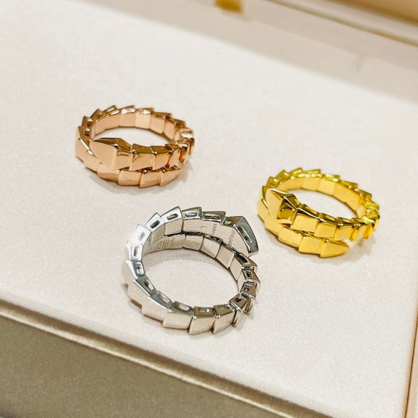 18K BV Serpenti Viper Ring - Image 8