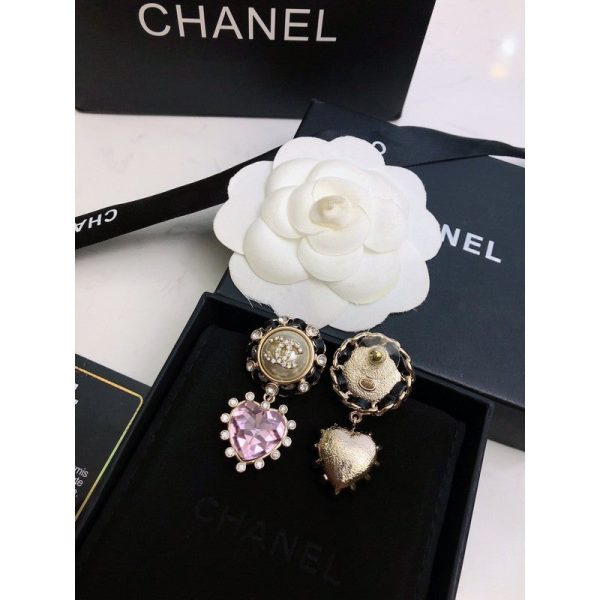 18K CC Heart Pink Crystal Earrings - Image 3