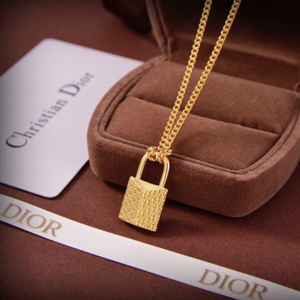 18K CD Lock Necklace - 图片 6
