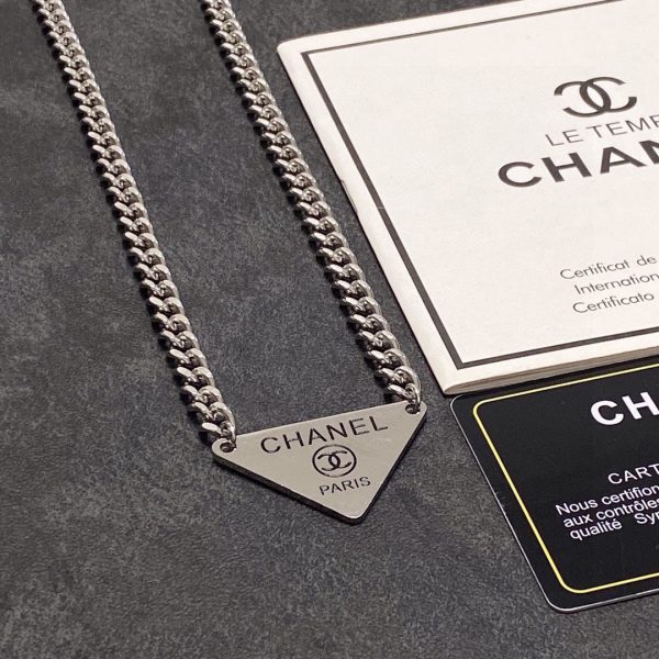 18K CC Triangle Necklace - 图片 6