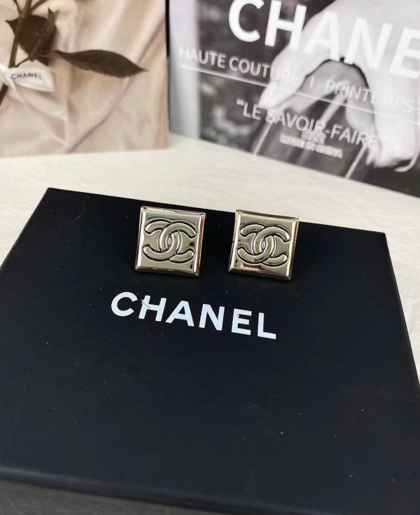 18K CC Smooth Block Earrings - 图片 5