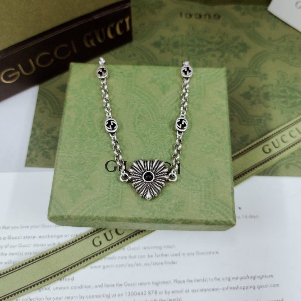 Double G Interlocking G Heart Necklace - Image 2