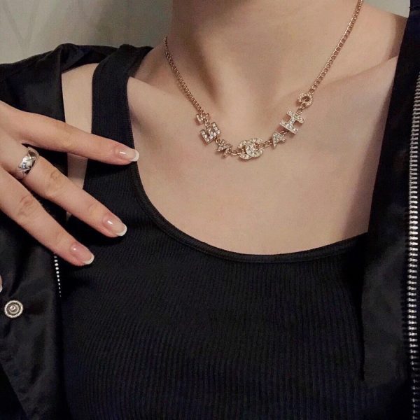 18K CC Script Diamonds Necklace - 图片 3
