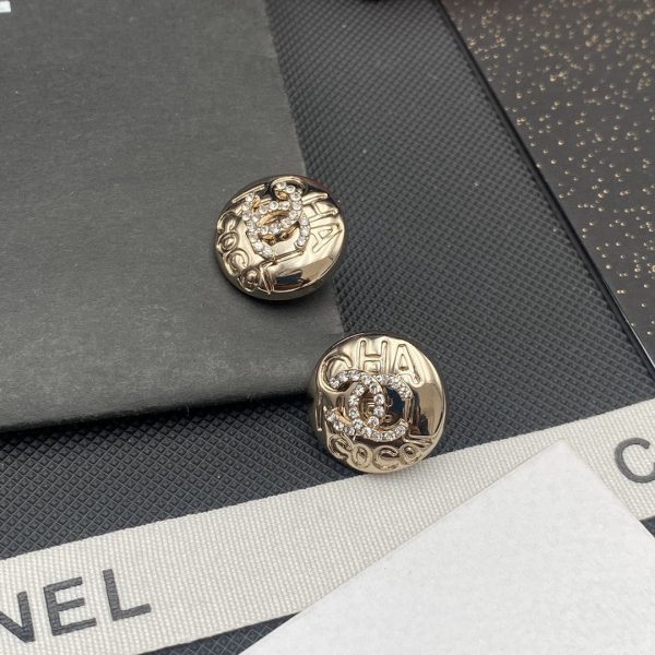 18K CC Circle Diamond Earrings - Image 6