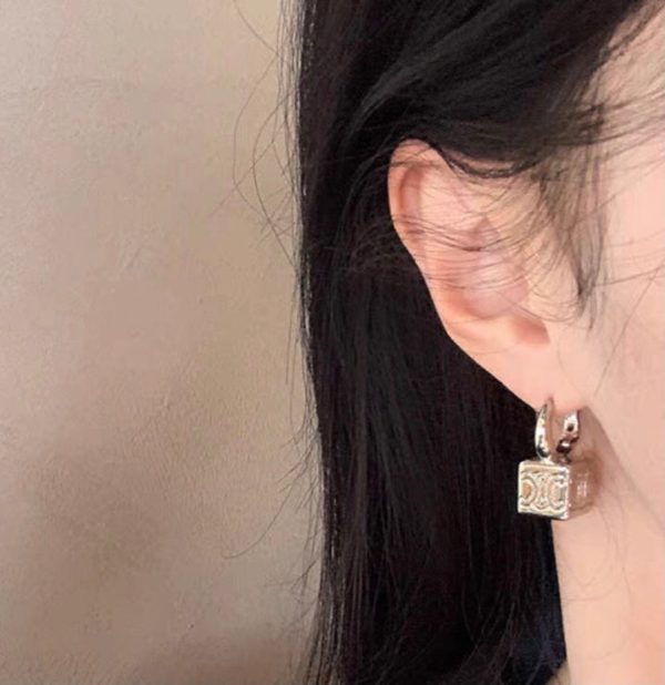 18K Triomphe Box Hoops Earrings - Image 7
