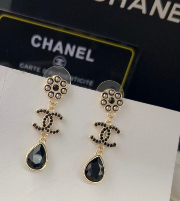 18K CC Black Crystal Earrings - 图片 6