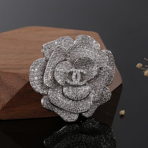 18K CC Camellia Diamonds Brooch - Image 6