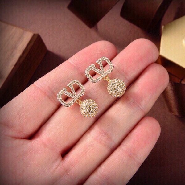 18K Vlogo Diamonds Earrings - Image 6