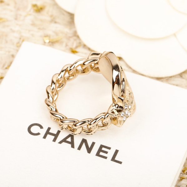 18K CC Chain Ring - Image 4