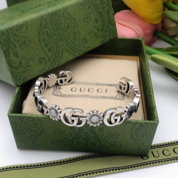 Double G Flowers Open Cuff Bracelet - Image 7