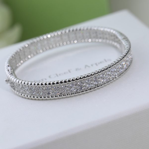 18K White Gold Perlée Diamonds Three Rows Bracelet - 图片 4