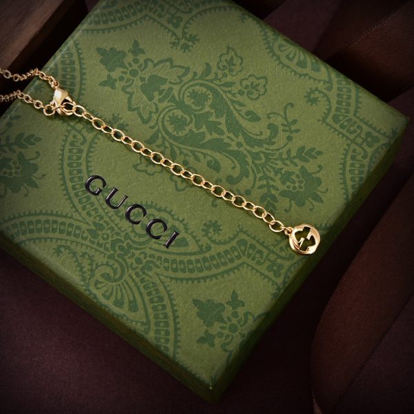 18K Double G Embellished Script Letter Necklace - 图片 6