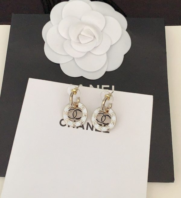 18K CC Circle Earrings - Image 6