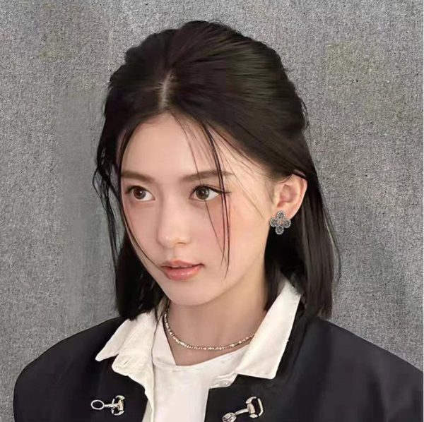 18K CC Flower Crystals Earrings - 图片 5