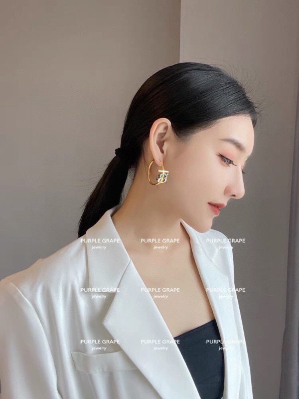 18K BB Earrings - Image 4